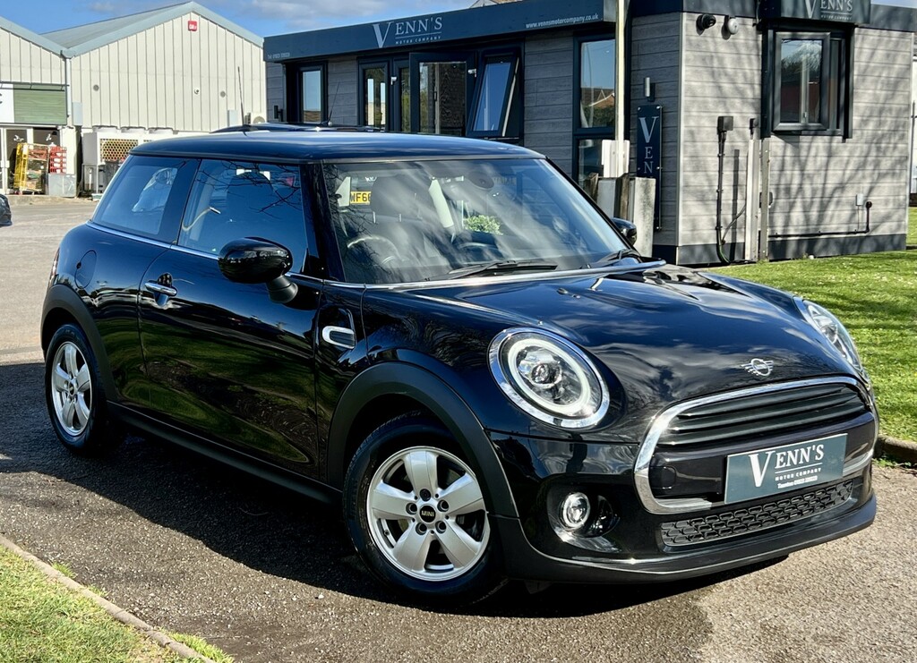 Mini Hatch Hatchback 1.5 3-Door Hatch Cooper Classic 202170 Black