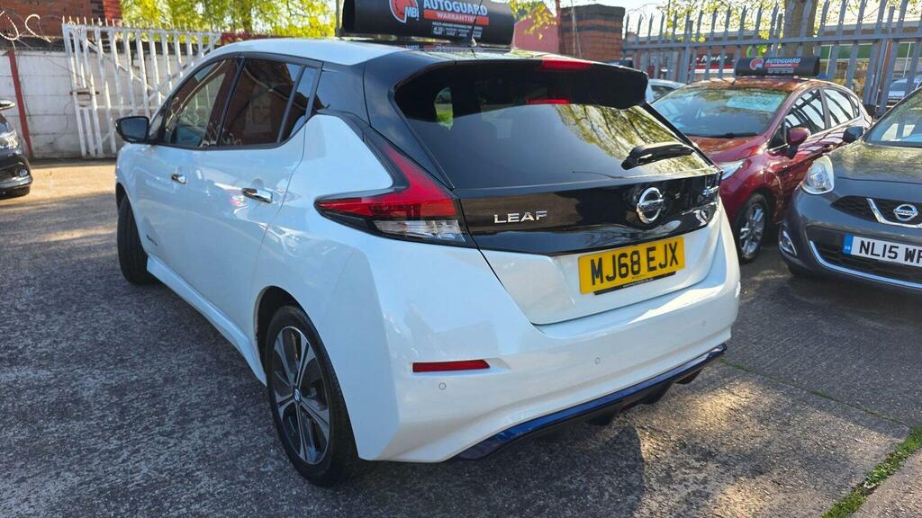 Nissan Leaf Leaf Tekna MJ68EJX White #4
