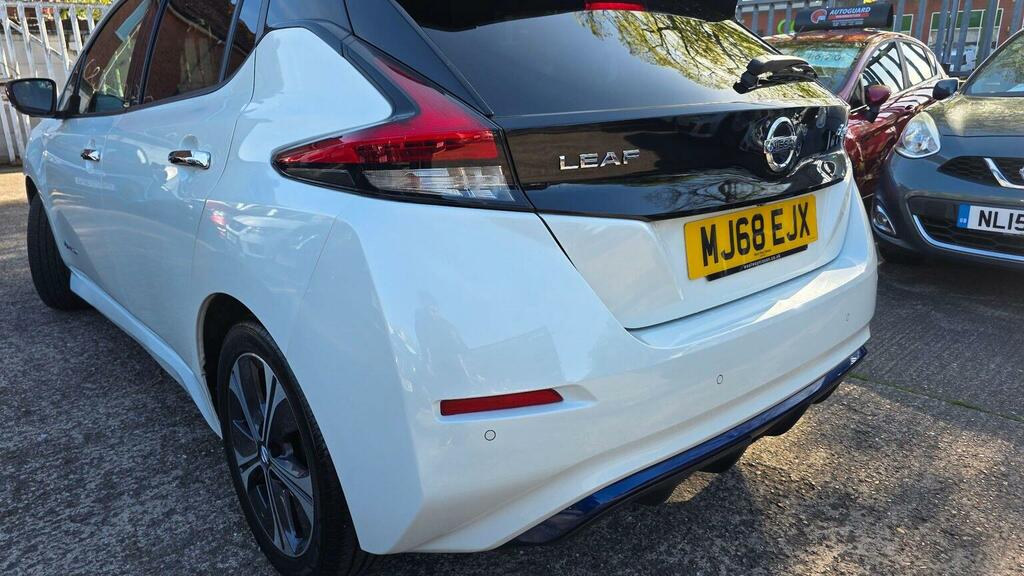 Nissan Leaf Leaf Tekna MJ68EJX White #6