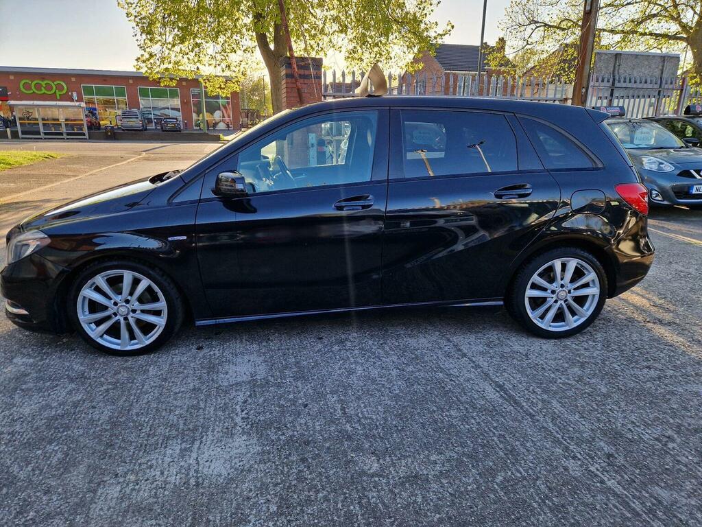 Mercedes-Benz B Class 1.8 B180 Cdi Blueefficiency Sport 7G-dct Euro 5 S KM12XNO Black #2