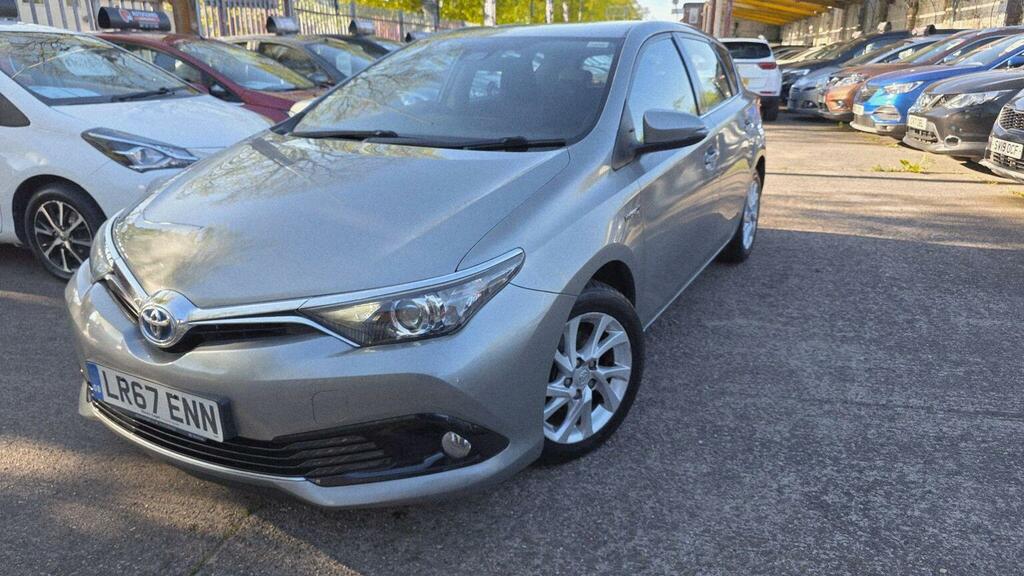 Toyota Auris 1.8 Vvt-h Icon Tech Cvt Euro 6 Ss Grey