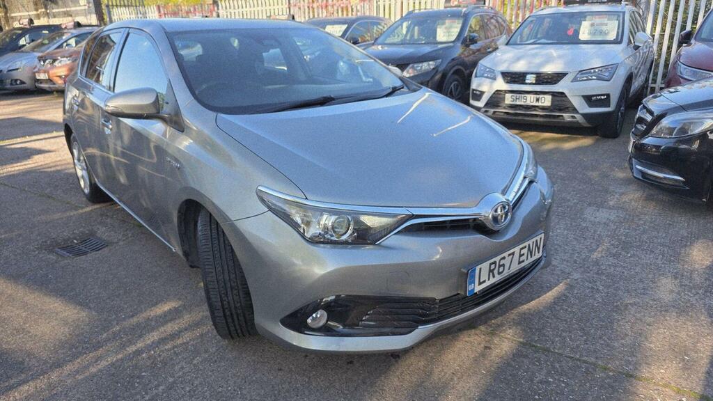 Toyota Auris 1.8 Vvt-h Icon Tech Cvt Euro 6 Ss LR67ENN Grey #2