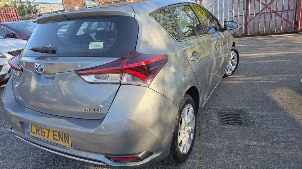 Toyota Auris 1.8 Vvt-h Icon Tech Cvt Euro 6 Ss LR67ENN Grey #6