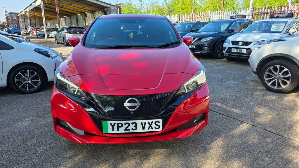 Nissan Leaf Hatchback YP23VXS Red #5