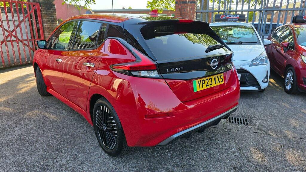 Nissan Leaf Hatchback YP23VXS Red #4