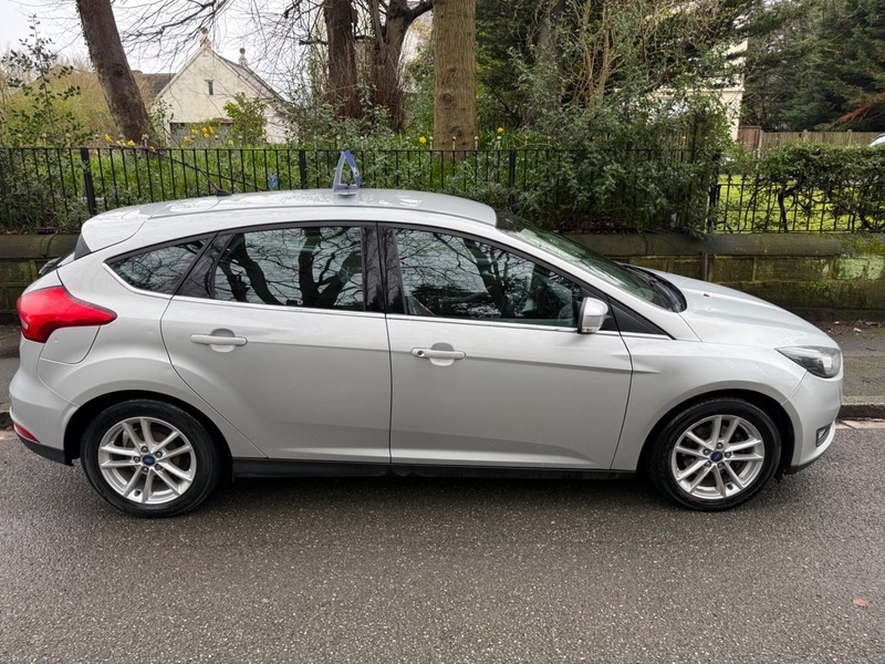 Ford Focus Zetec Tdci NA16WPJ Silver #2
