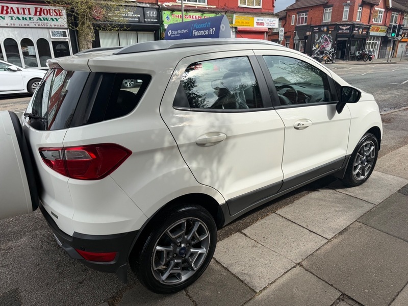 Ford Ecosport Titanium White #5