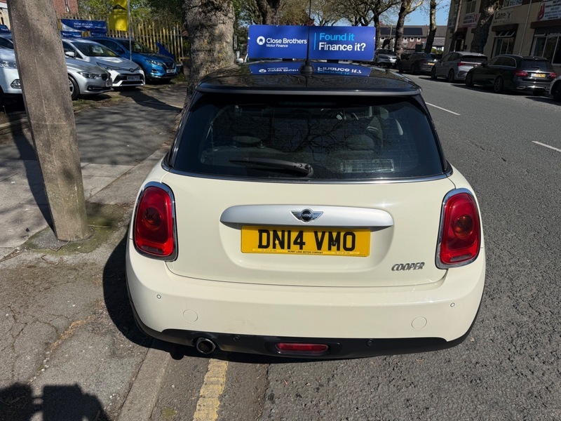 Mini Hatch Hatchback DN14VMO White #5