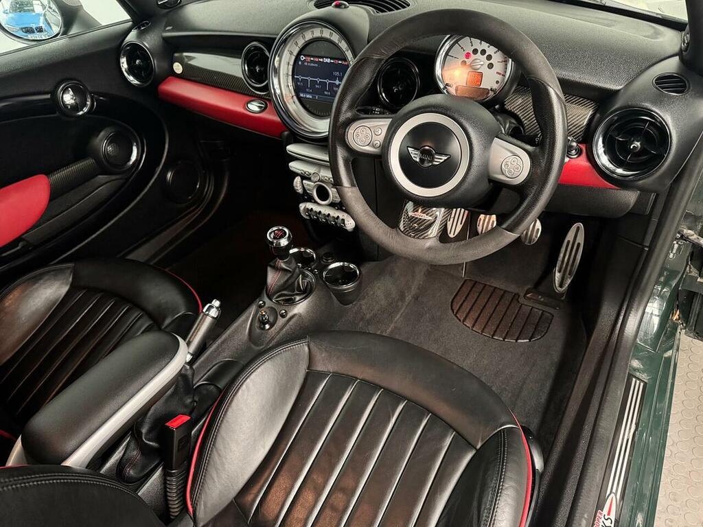 Mini Hatch 1.6 John Cooper Works World Championship Hatchback Green #6