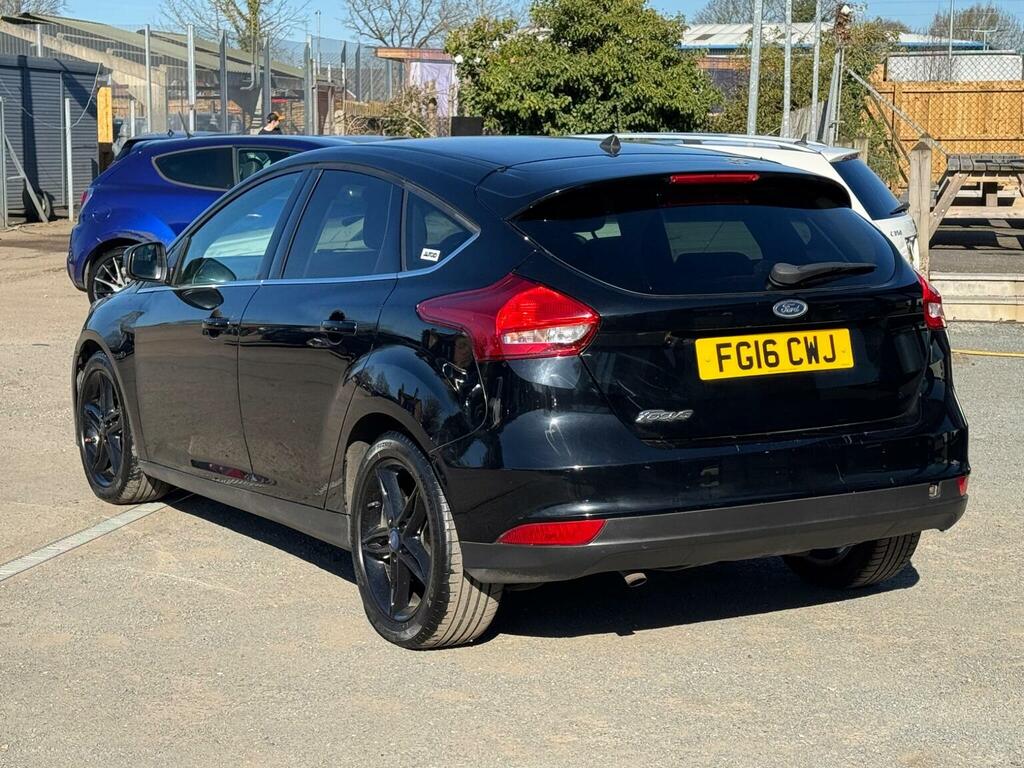 Ford Focus 1.0T Ecoboost Zetec Euro 6 Ss FG16CWJ Black #4