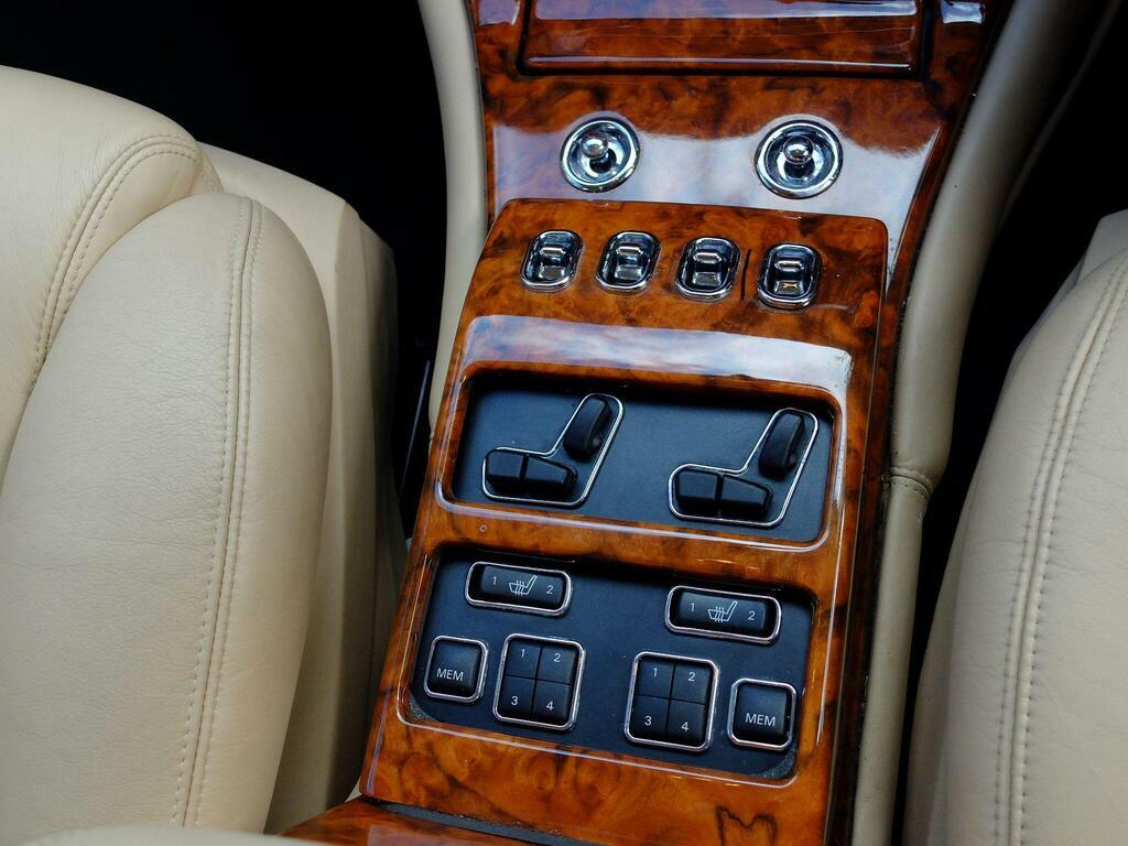 Rolls-Royce Silver Seraph Saloon  #24