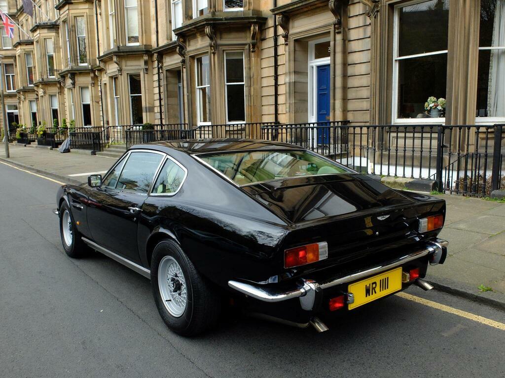 Aston Martin V8 5.3 Saloon #4