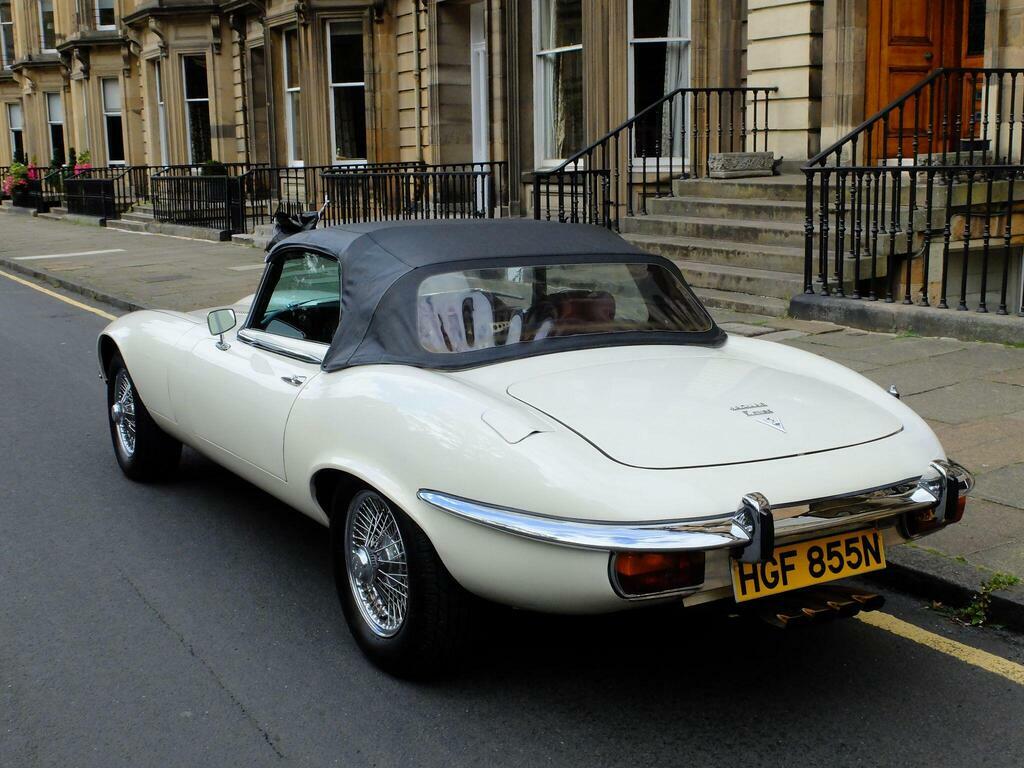 Jaguar E-Type 5.3 #6