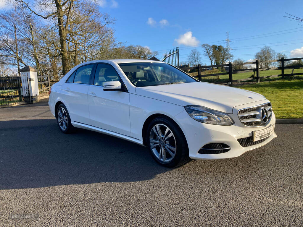 Mercedes-Benz E Class E220 Bluetec Se White #4