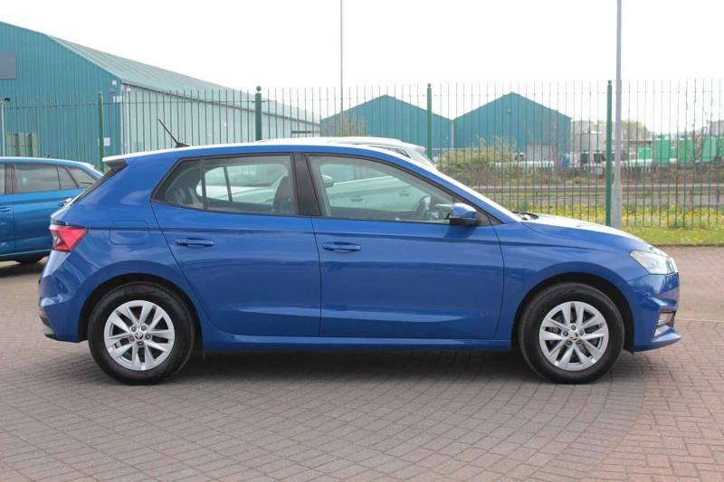 Skoda Fabia 1.0 Tsi 110 Se Comfort Dsg - 2022 72 DF72BSV Blue #4