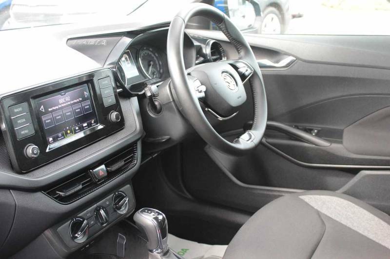 Skoda Fabia 1.0 Tsi 110 Se Comfort Dsg - 2022 72 DF72BSV Blue #2