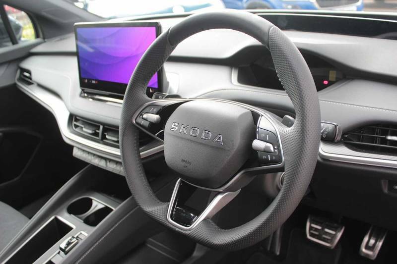 Skoda ENYAQ 210Kw 85 Sportline 82Kwh - 2026 Grey #6