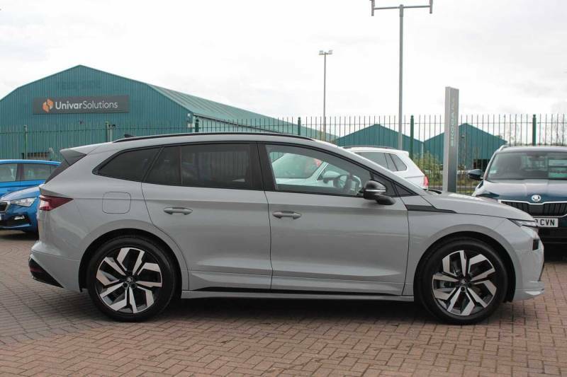 Skoda ENYAQ 210Kw 85 Sportline 82Kwh - 2026 Grey #4
