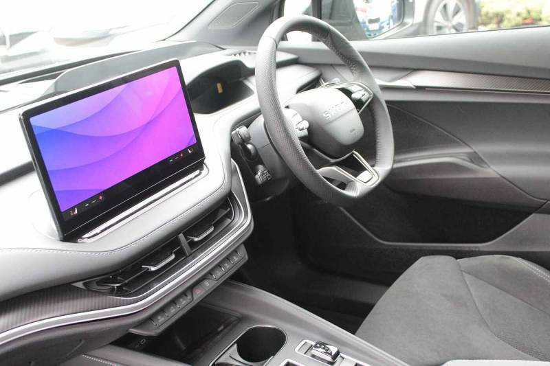 Skoda ENYAQ 210Kw 85 Sportline 82Kwh - 2026 Grey #2