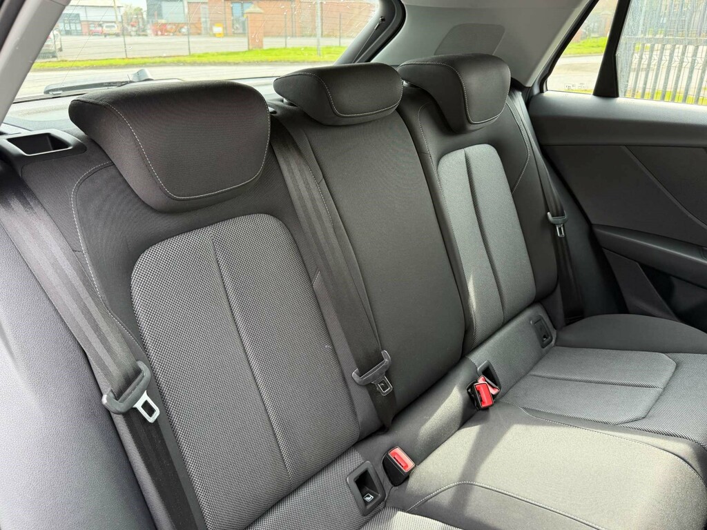 Audi Q2 Sport 30 Tdi YT20BXF #3