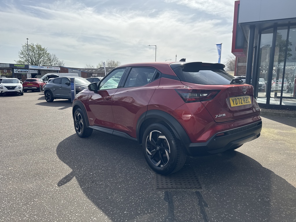 Nissan Juke 1.6 Hybrid N-connecta YD72RZC Red #6