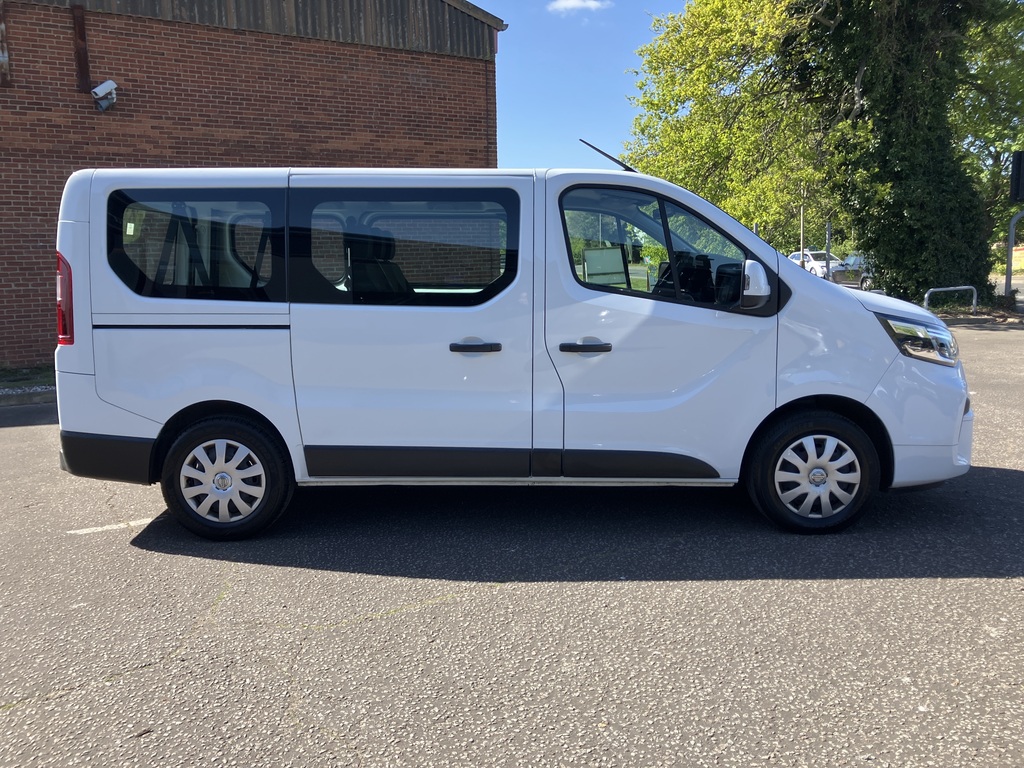 Nissan Primastar 2.0 Dci 110Ps H1 Tekna Van AO73KWP White #3