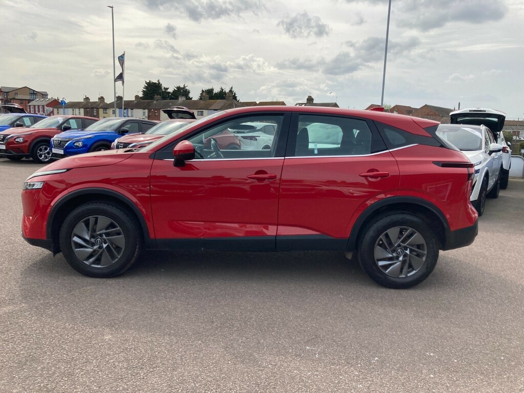 Nissan Qashqai 1.3 Dig-t Mh Acenta Premium BT72RXM Red #5