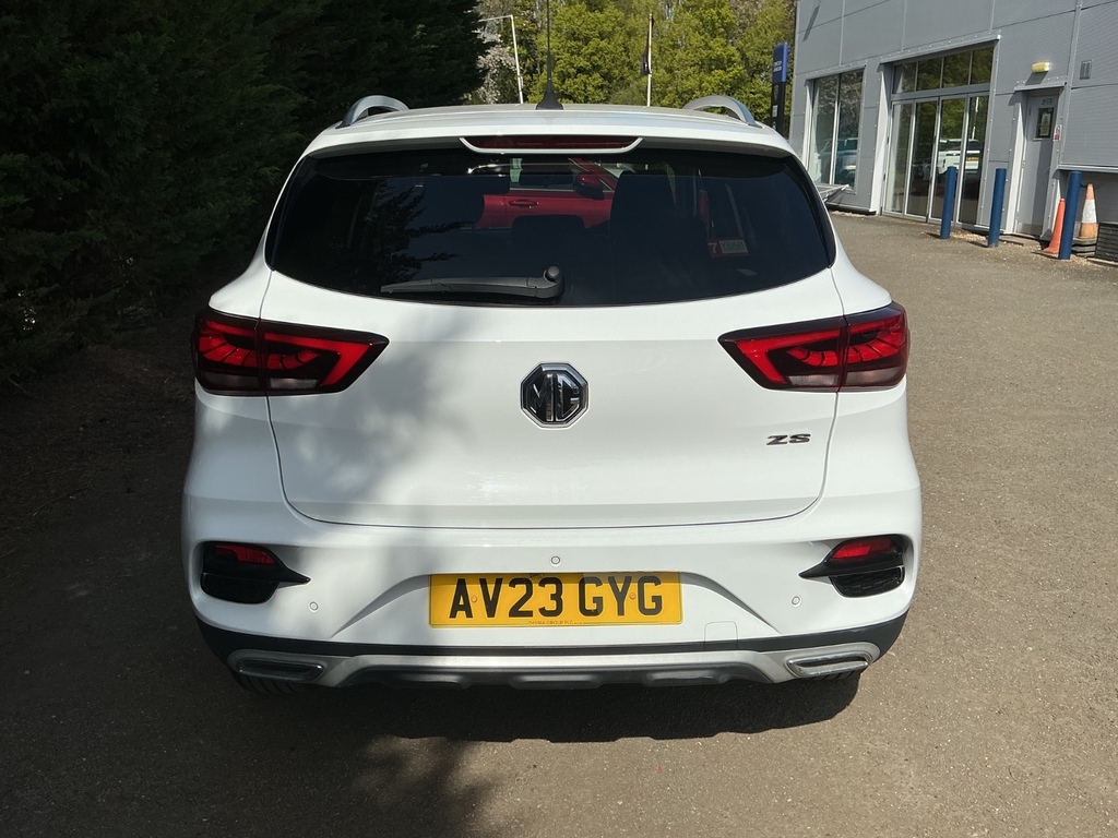 MG ZS 1.0T Gdi Exclusive Dct AV23GYG White #6