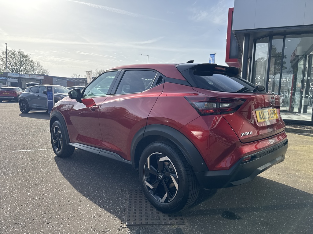 Nissan Juke 1.0 Dig-t 114 N-connecta AU23OPF Red #6