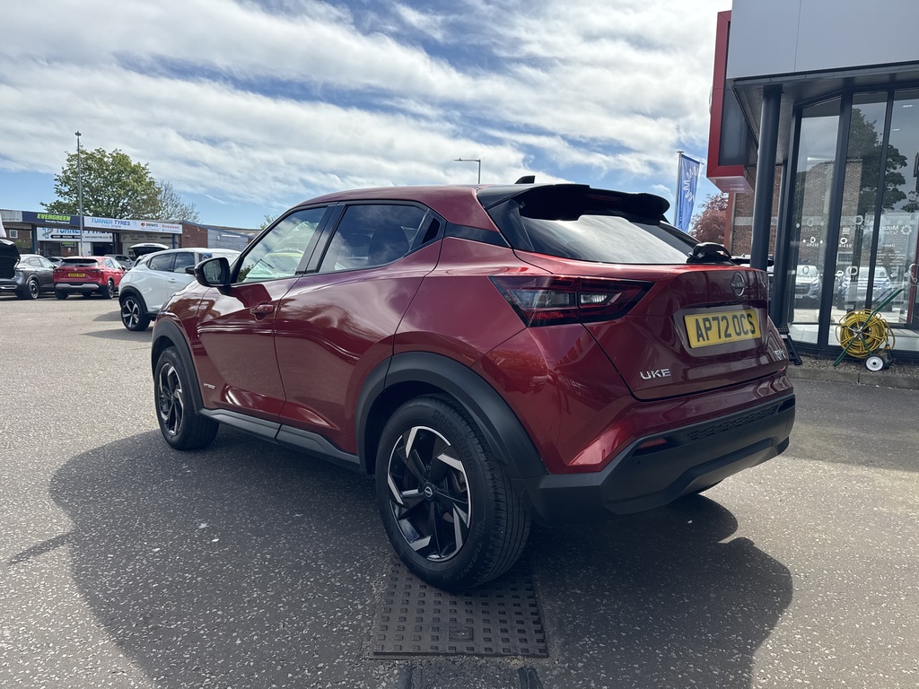 Nissan Juke 1.6 Hybrid N-connecta AP72OCS Red #6