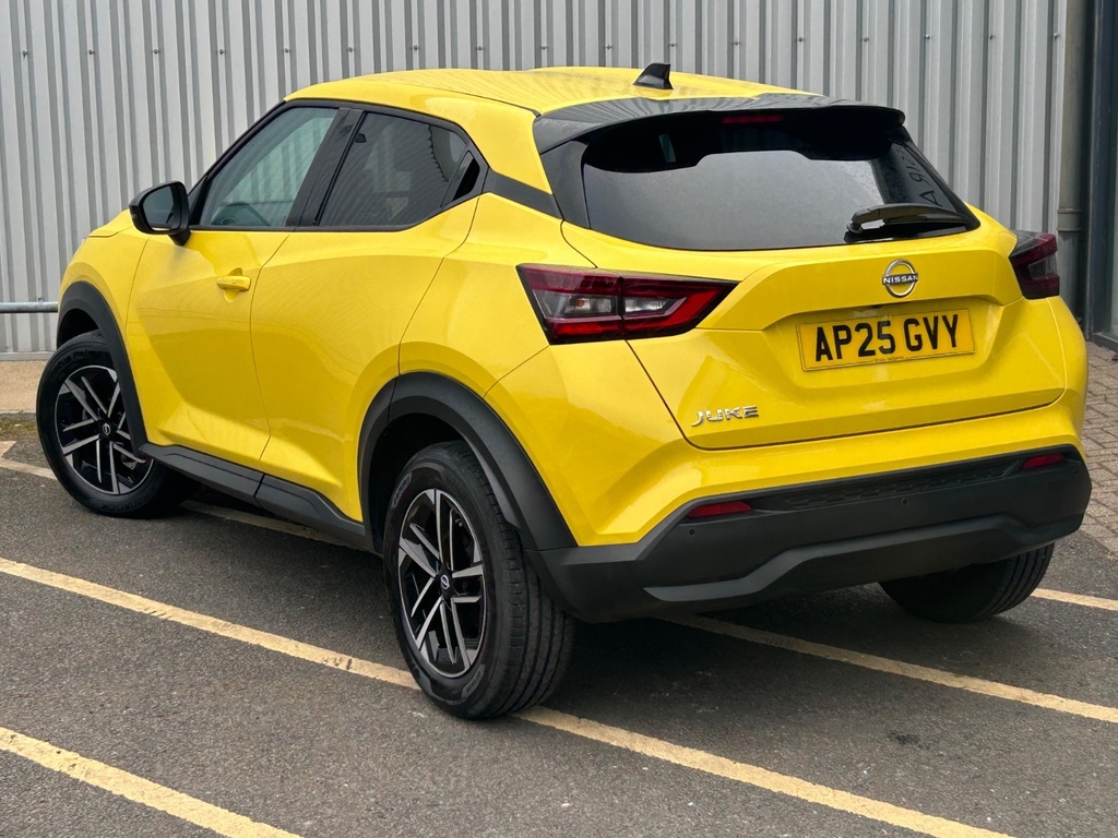 Nissan Juke 1.0 Dig-t N-connecta Dct AP25GVY Yellow #3