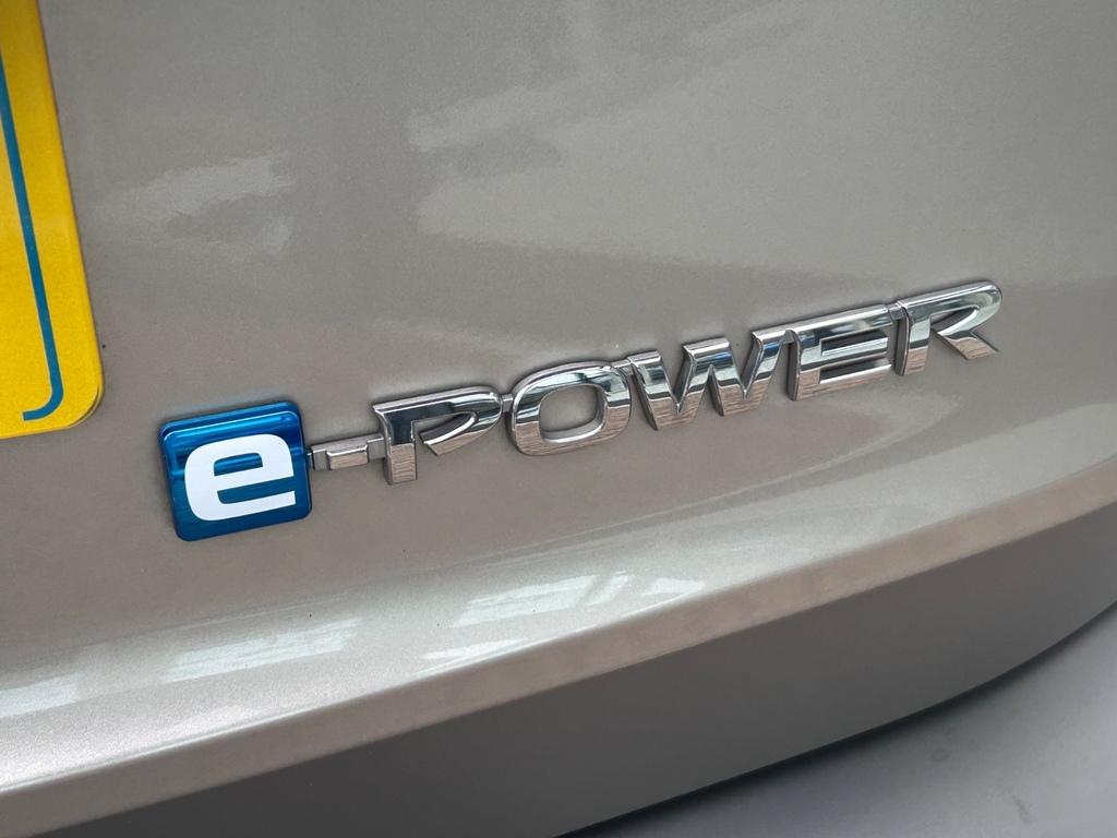 Nissan X-Trail 1.5 E-power 204 N-connecta Xtronic Station W AO24KKJ Silver #6