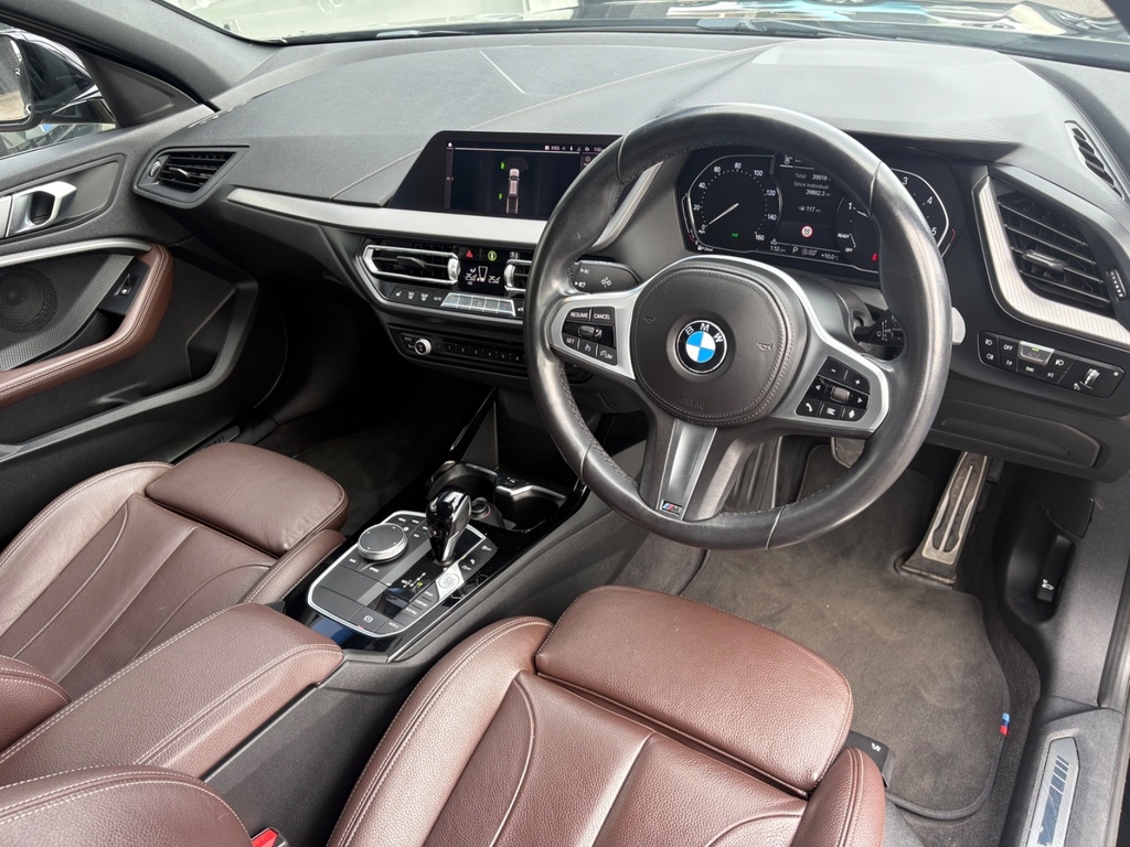 BMW 1 Series 116D M Sport Step HK70KTP Black #2