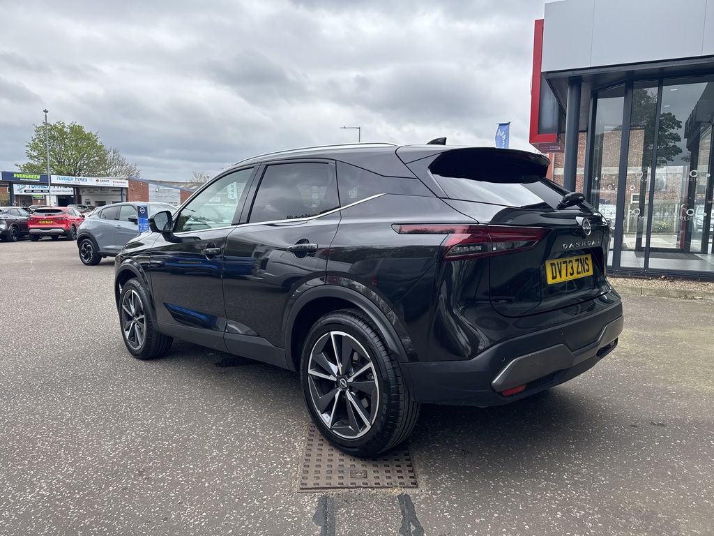 Nissan Qashqai 1.3 Dig-t Mh Tekna DV73ZNS Black #6