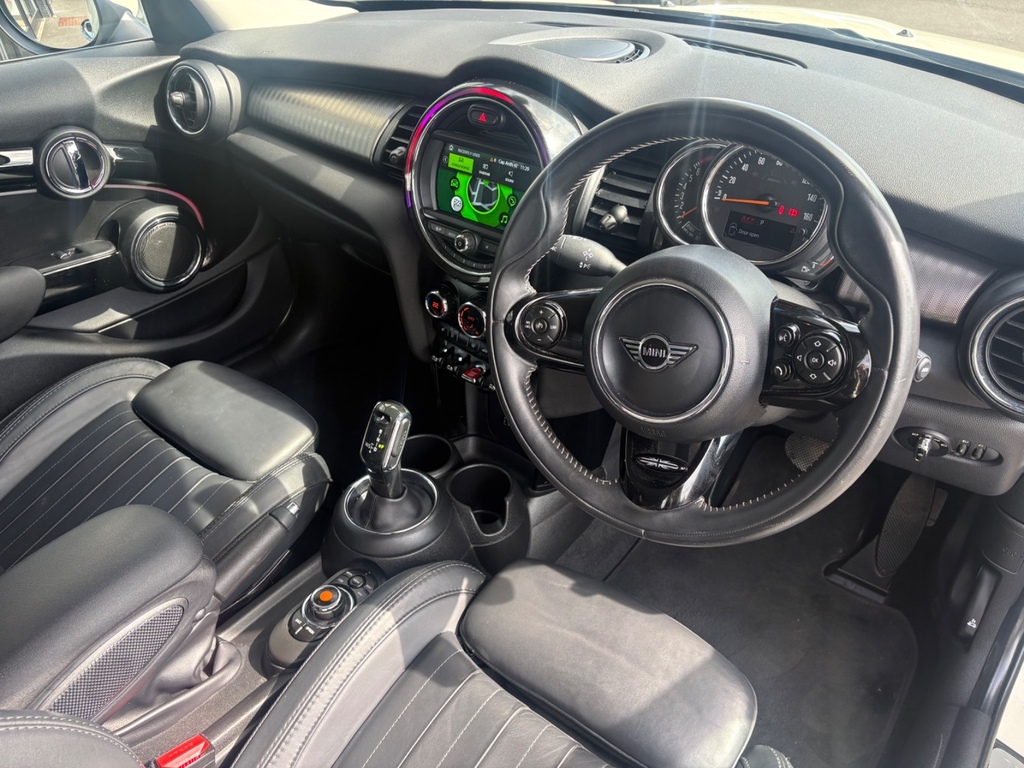 Mini Hatch 1.5 Cooper Exclusive II YH19VMF White #2
