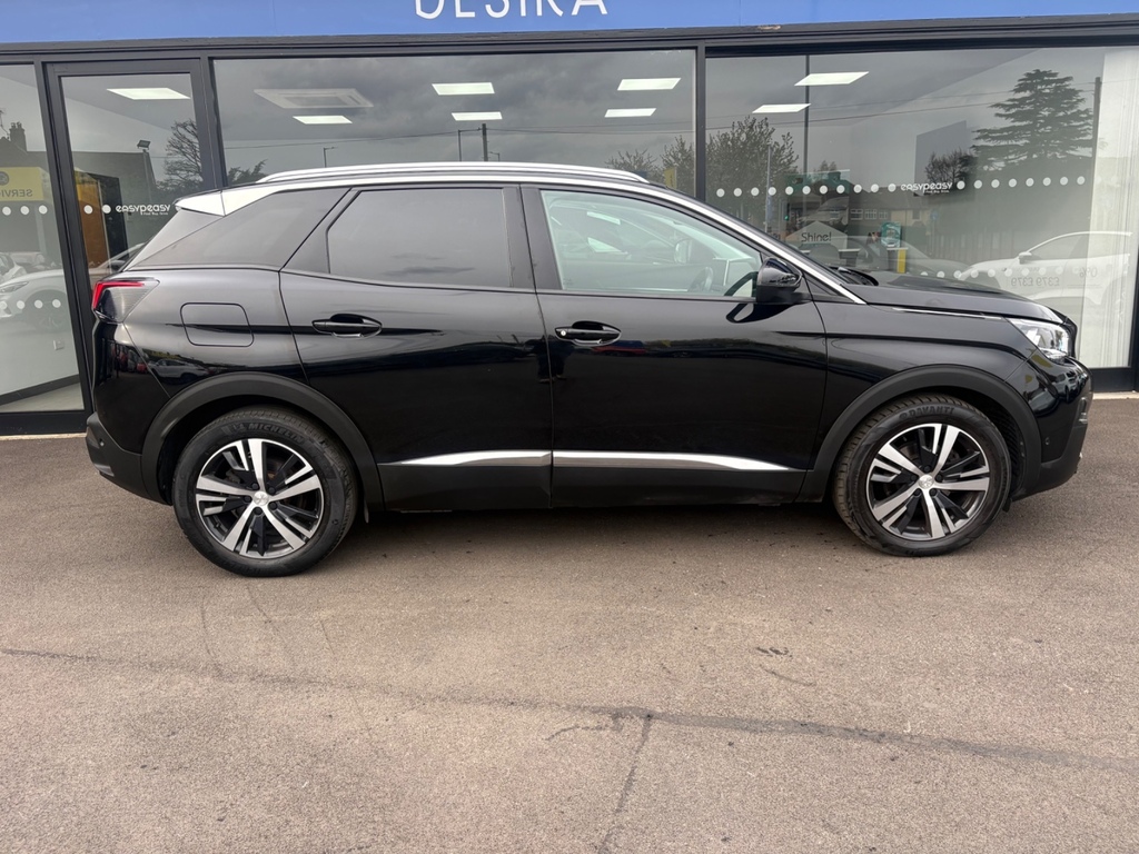 Peugeot 3008 1.2 Puretech Allure Estate Black #6