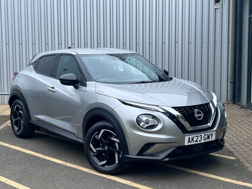 Nissan Juke 1.0 Dig-t 114 N-connecta Silver