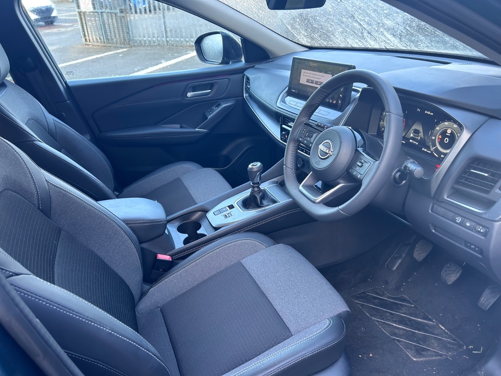 Nissan Qashqai 1.3 Dig-t Mh N-connecta  #4