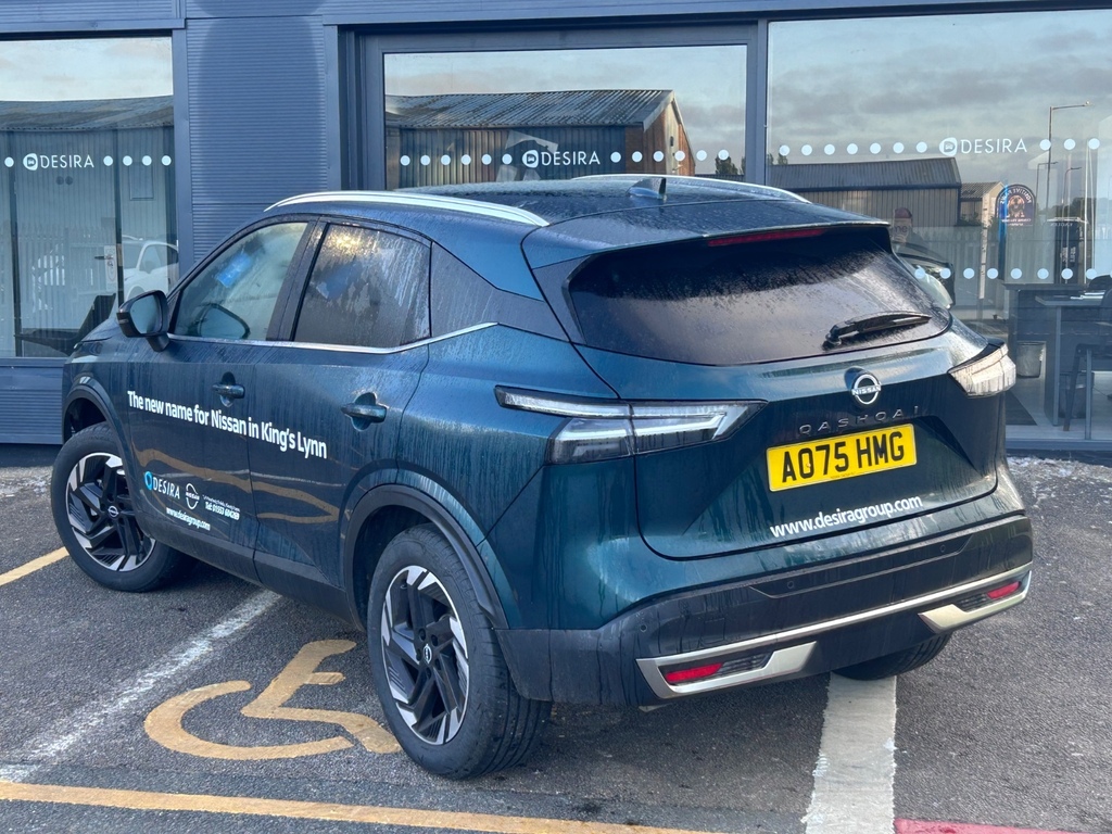 Nissan Qashqai 1.3 Dig-t Mh N-connecta  #2