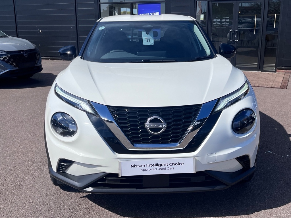 Nissan Juke 1.0 Dig-t Acenta Premium PK75EDP White #2