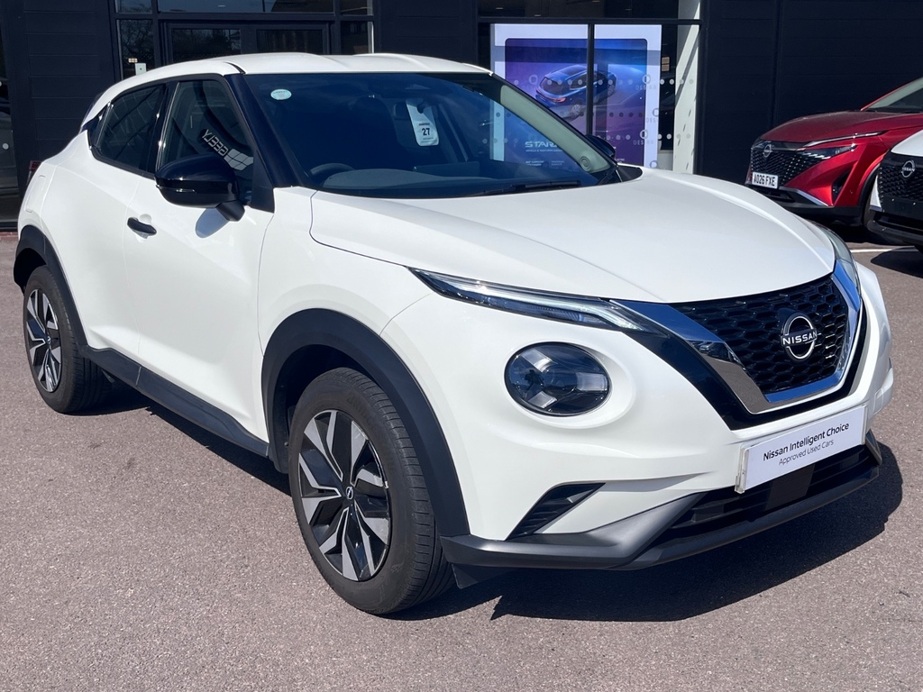 Nissan Juke 1.0 Dig-t Acenta Premium White