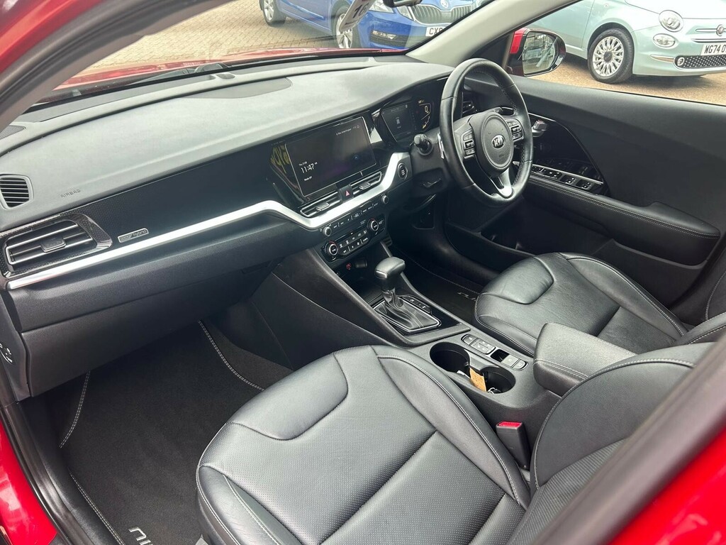 Kia Niro 1.6 Gdi Hybrid 4 Dct Estate Red #4