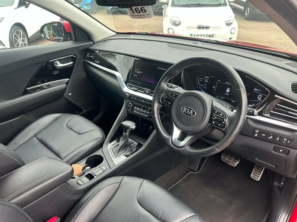 Kia Niro 1.6 Gdi Hybrid 4 Dct Estate Red #2