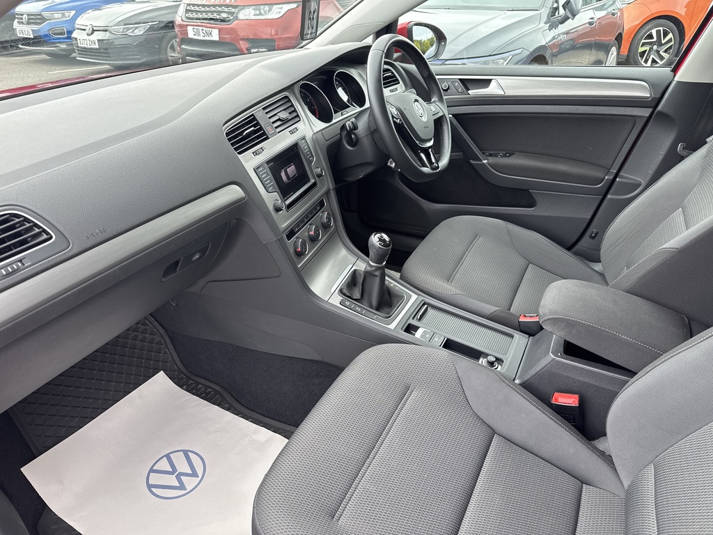 Volkswagen Golf 1.4 Tsi 125 Match Edition YY16GVX Red #2