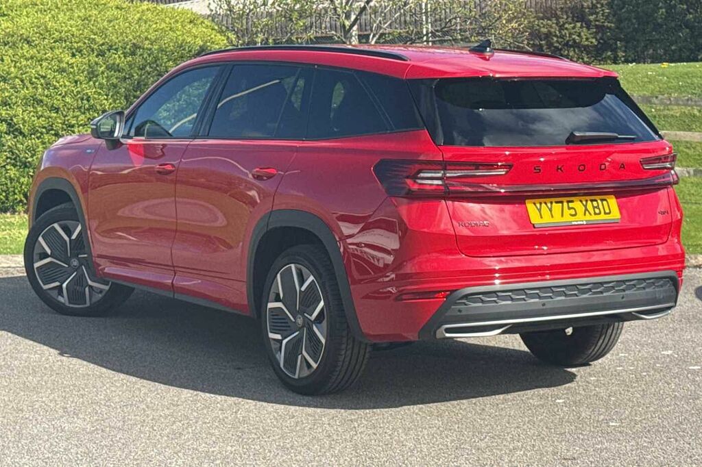 Skoda Kodiaq 2.0 Tdi 193 Sportline 4X4 Dsg 7 Seat Tow Bar YY75XBD Red #3