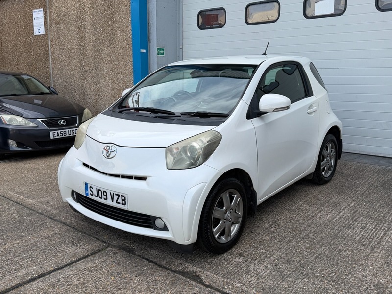 Toyota IQ 1.0 Vvt-i 2 White #3