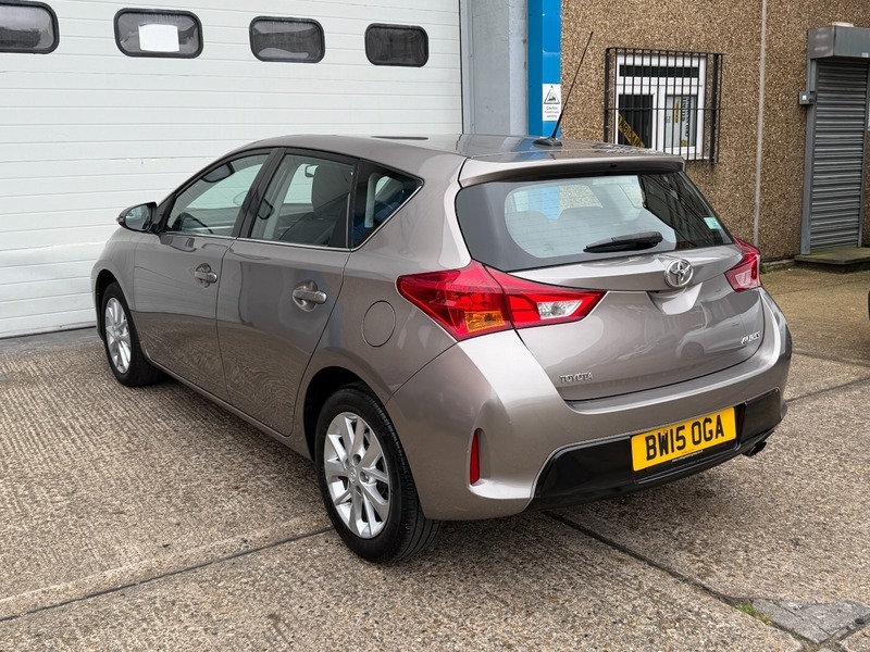 Toyota Auris 1.6 V-matic Icon BW15OGA Brown #6