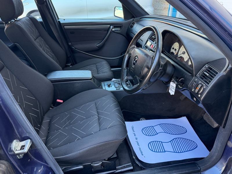 Mercedes-Benz C Class C200 Elegance Grey #13