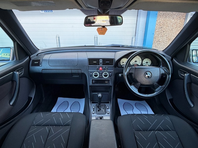 Mercedes-Benz C Class C200 Elegance Grey #17