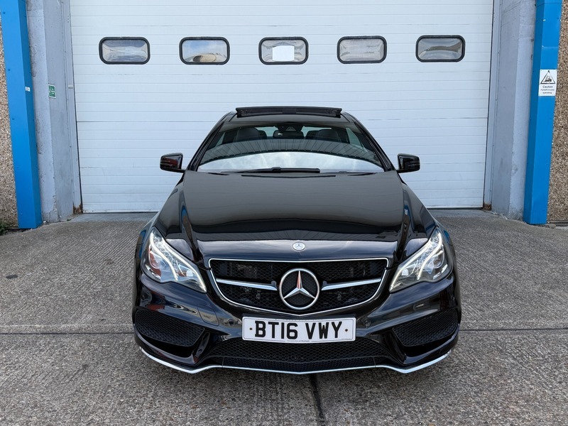 Mercedes-Benz E Class E220d Bluetec Amg Line BT16VWY Black #2